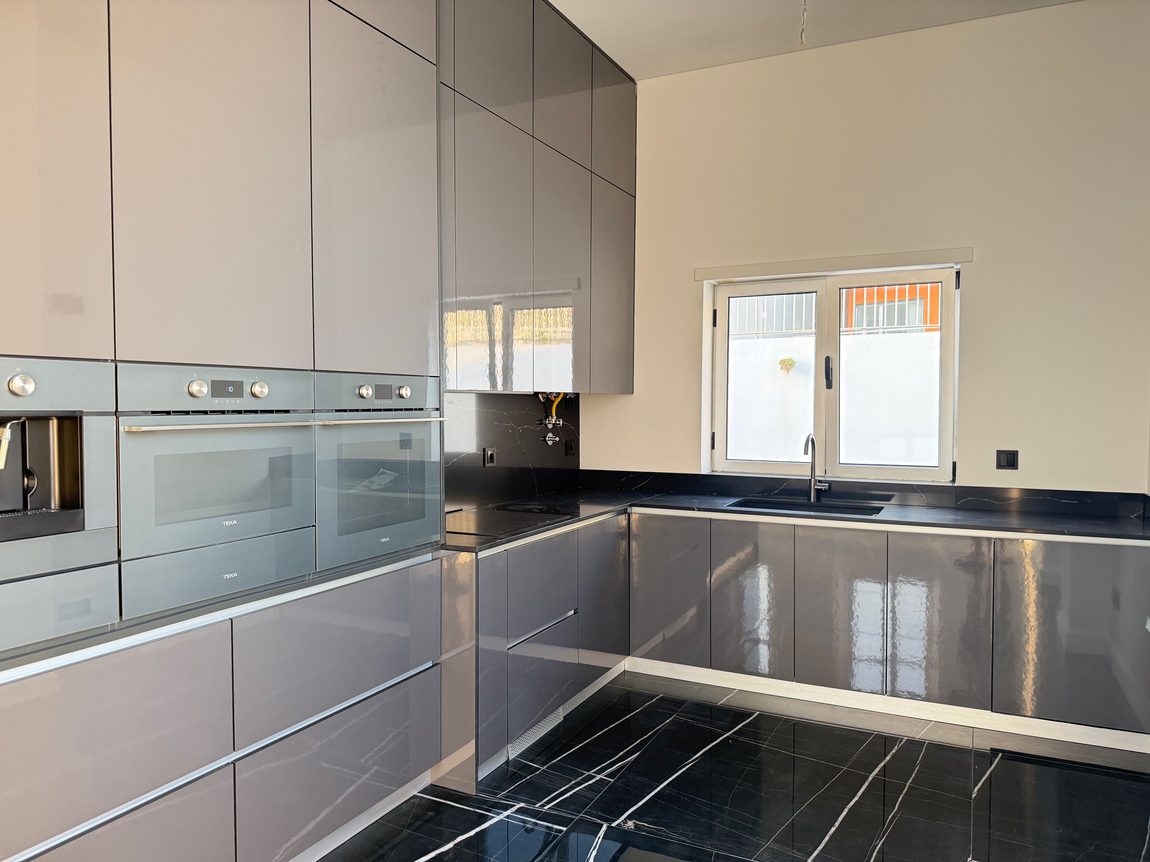 Fitted kitchen · integrated Teka appliances